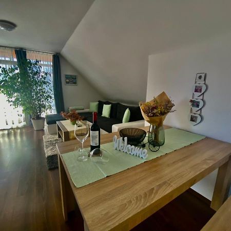 Munkacsy Apartmanok Balatonfenyves Exterior photo